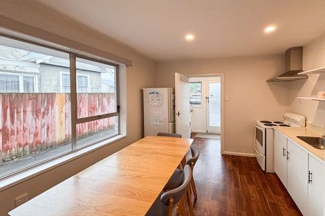 Photo of property in 2/16 Oxley Avenue, St Albans, Christchurch, 8014