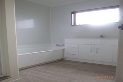 Photo of property in 1/1 Eastwood Rise, Browns Bay, Auckland, 0630