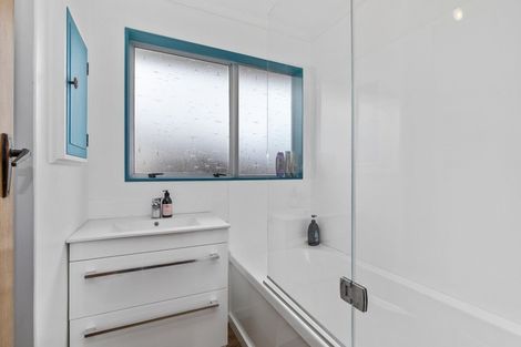 Photo of property in 310 Wellington Road, Wainuiomata, Lower Hutt, 5014