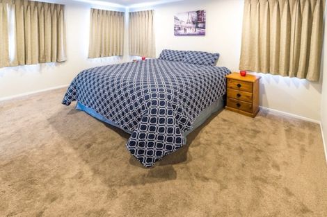 Photo of property in 10 Veneta Close, Flat Bush, Auckland, 2019