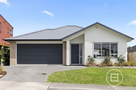 Photo of property in 52 Jane Maree Road, Kumeu, 0810