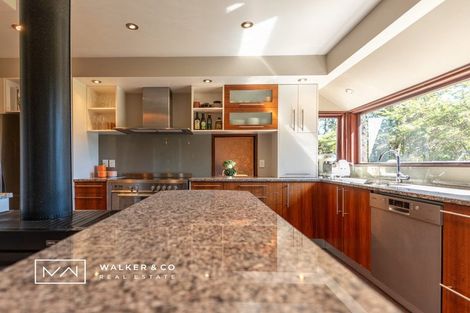 Photo of property in 10 Tiniroa Grove, Silverstream, Upper Hutt, 5019