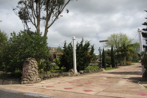 Photo of property in 5 Karaka Road, Whenuapai, Auckland, 0618