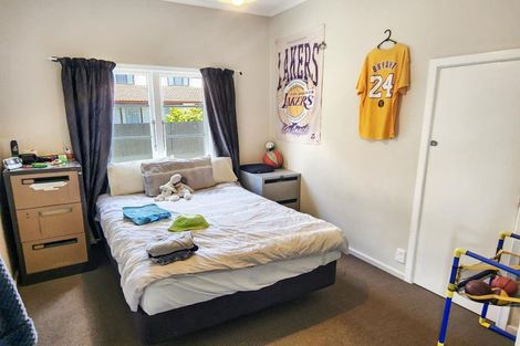 Photo of property in 66 Avondale Road, Taradale, Napier, 4112