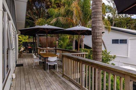 Photo of property in 13 Long Beach Road, Russell, 0202