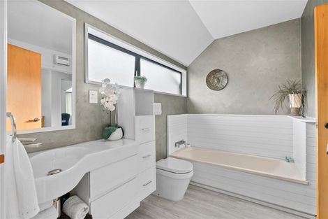 Photo of property in 4/27 Darvel Street, Riccarton, Christchurch, 8011