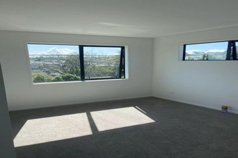 Photo of property in 27a Sunnyside Road, Sunnyvale, Auckland, 0612