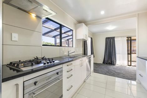 Photo of property in 3/27 Avis Avenue, Papatoetoe, Auckland, 2025