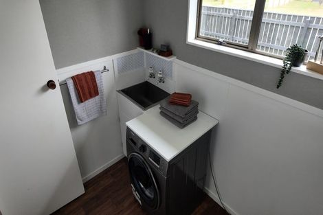 Photo of property in 50 Cascade Crescent, Westbrook, Palmerston North, 4412