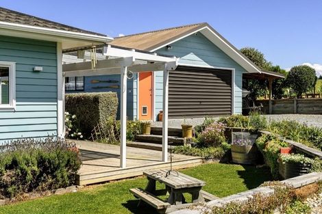 Photo of property in 17 Goddard Road, Tasman, Upper Moutere, 7173