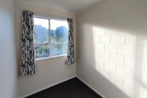 Photo of property in 53a Mandalay Terrace, Khandallah, Wellington, 6035