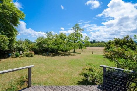 Photo of property in 264 Waikoukou Valley Road, Waimauku, 0882