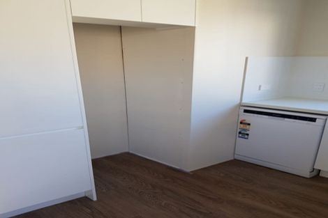 Photo of property in 5 Mappleton Avenue, Burnside, Christchurch, 8053