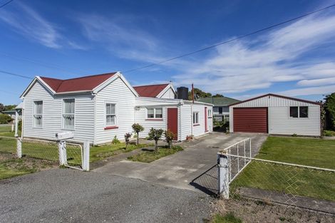 Photo of property in 15 Montgomery Street, Cheviot, 7310