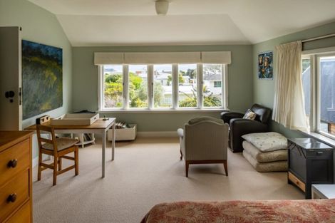 Photo of property in 325b Muritai Road, Eastbourne, Lower Hutt, 5013