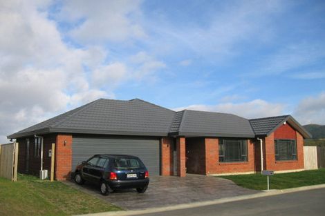 Photo of property in 20 Kelso Grove, Kelson, Lower Hutt, 5010