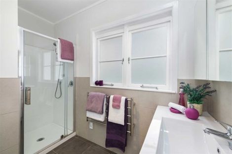 Photo of property in 1/20 Miro Street, New Lynn, Auckland, 0600