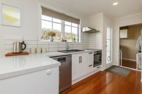 Photo of property in 53 Waterloo Crescent, Hokowhitu, Palmerston North, 4410