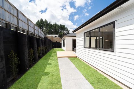 Photo of property in 4 Maraeariki Avenue, Orewa, 0931