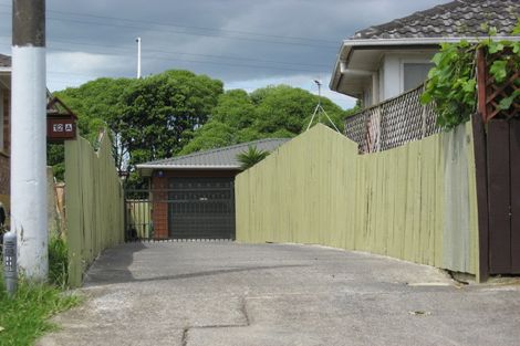 Photo of property in 1/12 Crawford Avenue, Mangere Bridge, Auckland, 2022