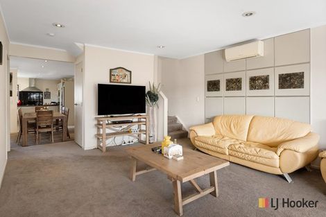Photo of property in 28 Ocean View Road, Waihi Beach, 3611