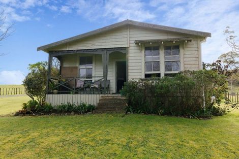 Photo of property in 2192 Omana Road, Pukehuia, Tangiteroria, 0381