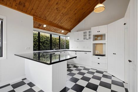 Photo of property in 91 Victory Street, Welcome Bay, Tauranga, 3112