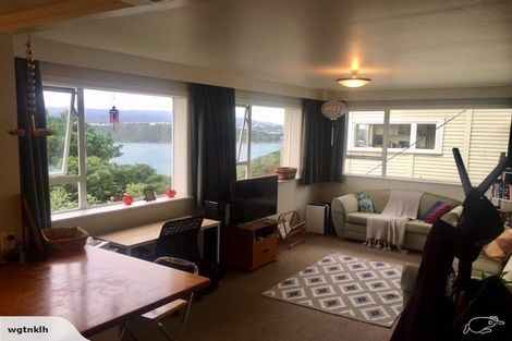 Photo of property in Grafon Court Flats, 2/53 Grafton Road, Roseneath, Wellington, 6011