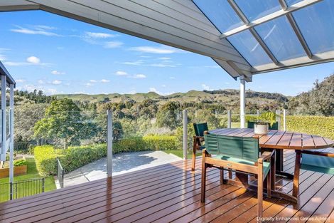 Photo of property in 37 Hikanui Drive, Havelock North, 4130