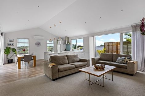 Photo of property in 14 Three Brothers Place, Warkworth, 0981