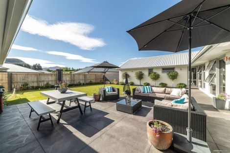 Photo of property in 10 Ashenhurst Way, Lower Shotover, Queenstown, 9304