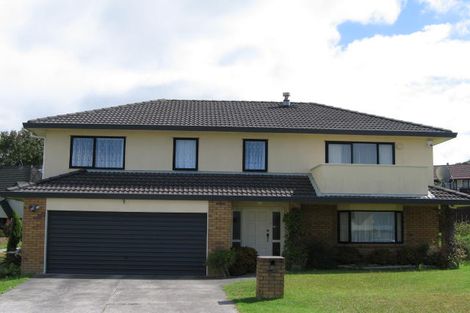 Photo of property in 7 Heversham Place, Glendene, Auckland, 0602