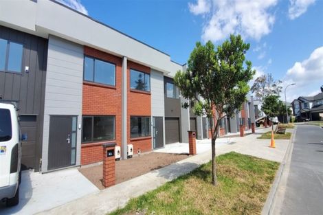 Photo of property in 42 Bordeaux Parade, Te Atatu South, Auckland, 0610