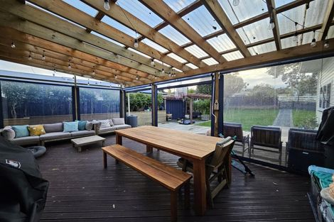 Photo of property in 5 Sunshine Crescent, Kelson, Lower Hutt, 5010