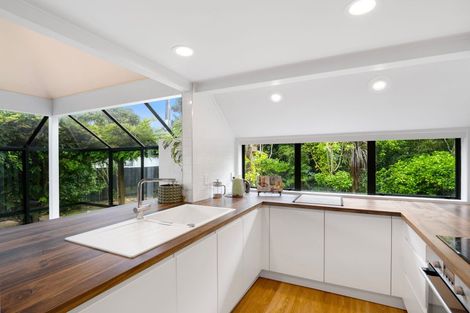 Photo of property in 4 Libra Place, Kawaha Point, Rotorua, 3010