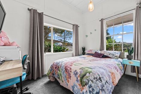 Photo of property in 330 Franklin Road, Paparoa, 0571