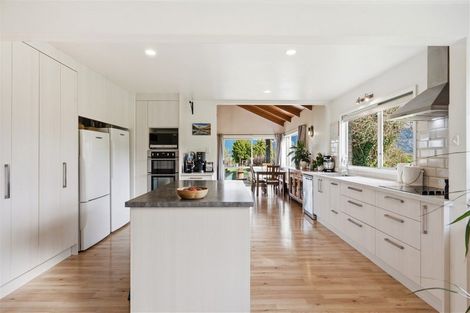 Photo of property in 25 Abel Tasman Drive, Takaka, 7110