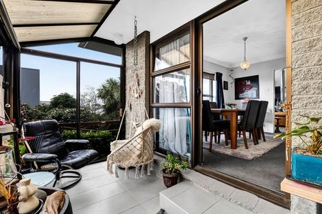 Photo of property in 8a Birdwood Avenue, Moturoa, New Plymouth, 4310