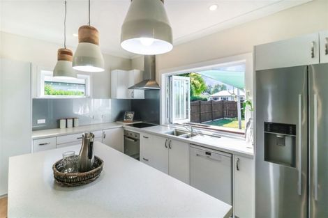 Photo of property in 15 Peachgrove Road, Hamilton East, Hamilton, 3216