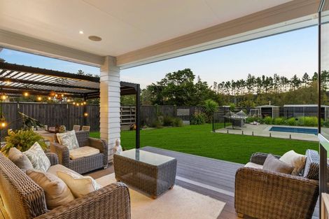 Photo of property in 19 Kahika Grove, Huapai, Kumeu, 0810