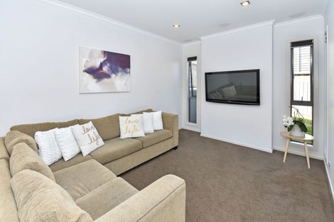 Photo of property in 6 Henriette Place, The Gardens, Auckland, 2105