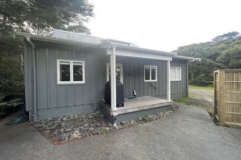 Photo of property in 107 Elmore Road, Paremoremo, Auckland, 0793
