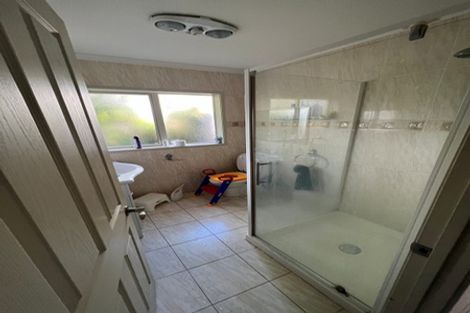 Photo of property in 42 John Davis Road, Mount Roskill, Auckland, 1041