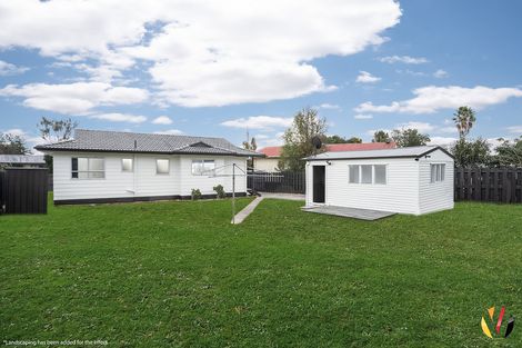 Photo of property in 6 Stoll Place, Clendon Park, Auckland, 2103