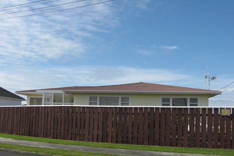 Photo of property in 22 Murch Place, Tawhero, Whanganui, 4500