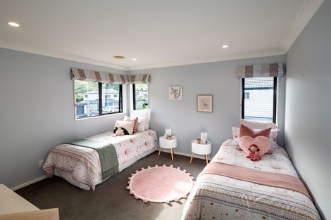 Photo of property in 7 Moston Grove, Churton Park, Wellington, 6037