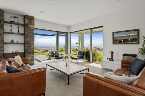 Photo of property in 21 Parkridge Place, Mount Pleasant, Christchurch, 8081