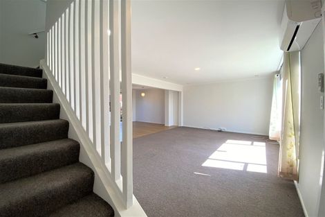 Photo of property in 7 Hollydale Grove, Churton Park, Wellington, 6037