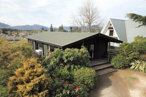 Photo of property in 11 Chalet Crescent, Hanmer Springs, 7334