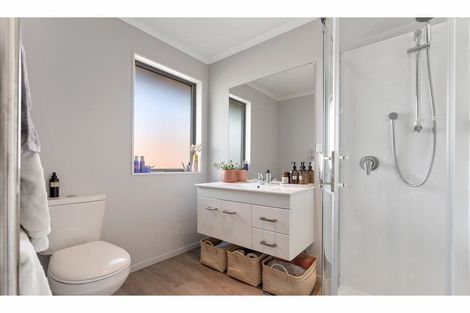 Photo of property in 6 Somerville Lane, Brightwater, 7022